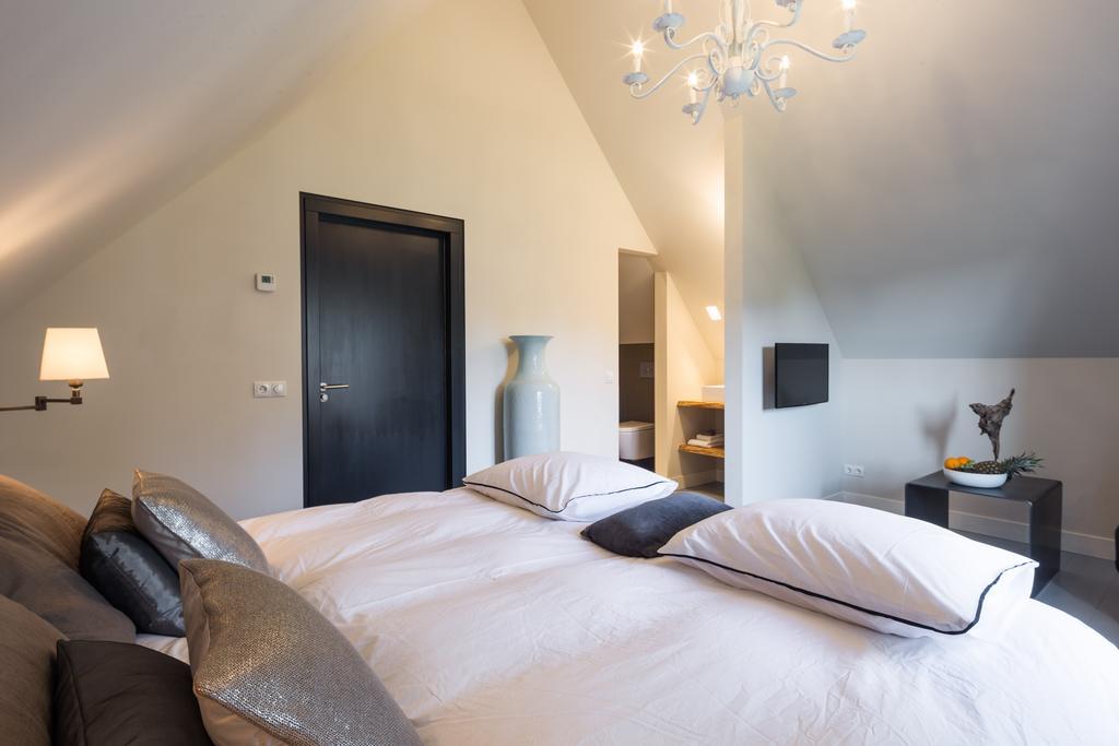 Bed & Breakfast Karakter Den Dungen 客房 照片