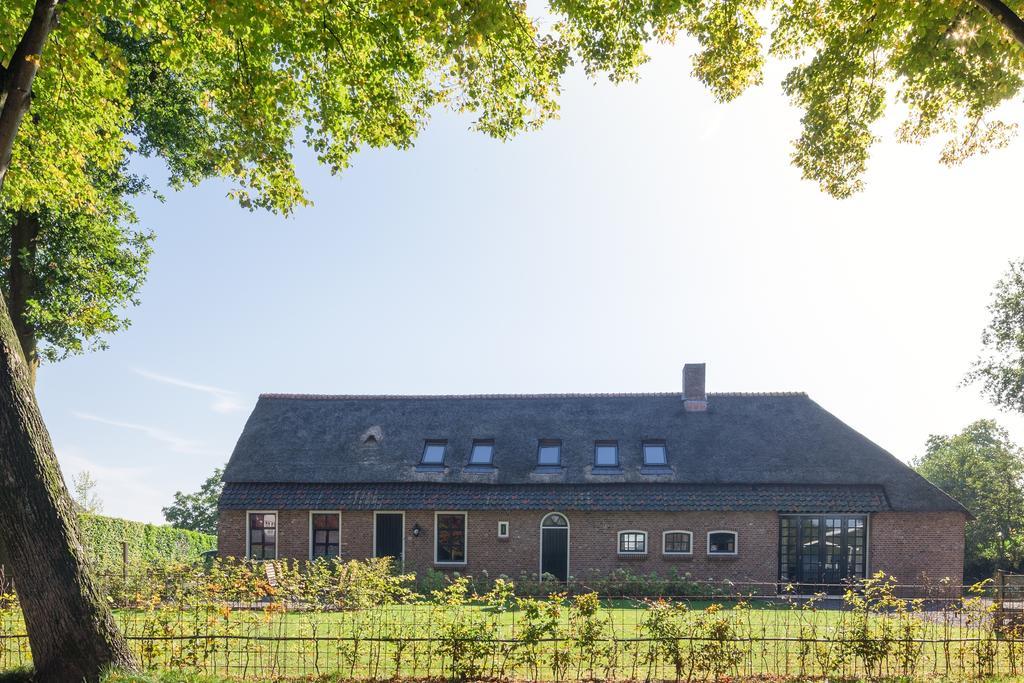 Bed & Breakfast Karakter Den Dungen 客房 照片