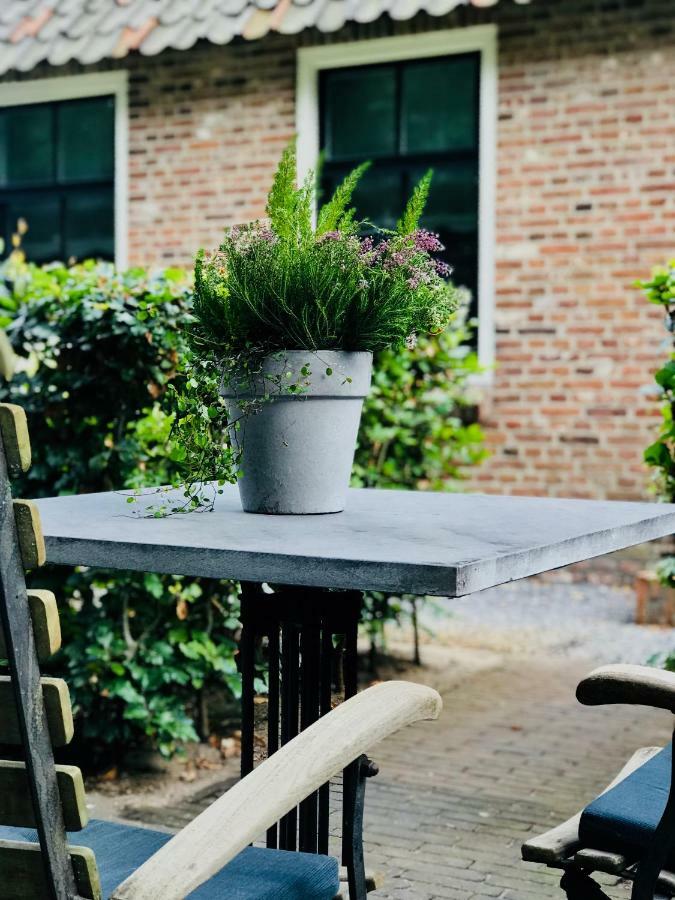 Bed & Breakfast Karakter Den Dungen 外观 照片